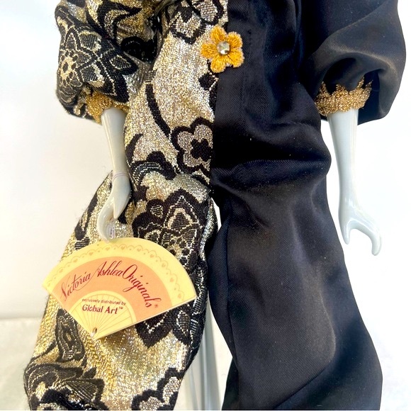 1980s Harlequin Pierrot Porcelain Doll with Stand 
House of Global Art Victoria - Picture 15 of 16